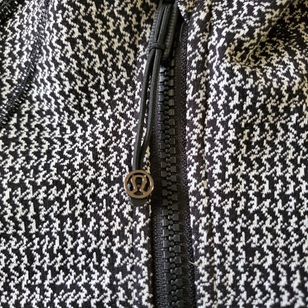 Lululemon Define Jacket In Teeny Tooth White And Black Size 10 - Picture 9 of 14